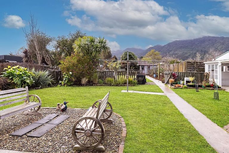 Photo of property in 44 Stirling Street, Te Aroha, 3320