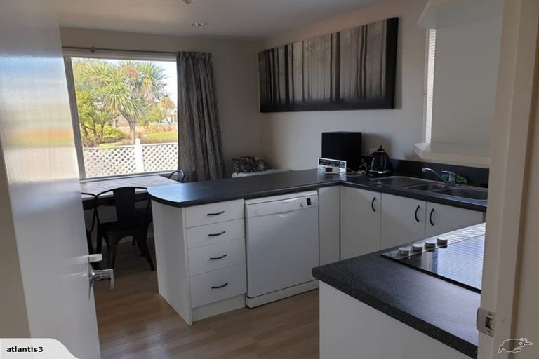 Photo of property in 120 Inwoods Close, Parklands, Christchurch, 8083