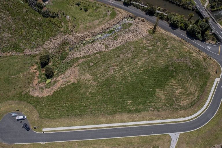 Photo of property in 6 Te Puia Place, Hot Water Beach, Whitianga, 3591