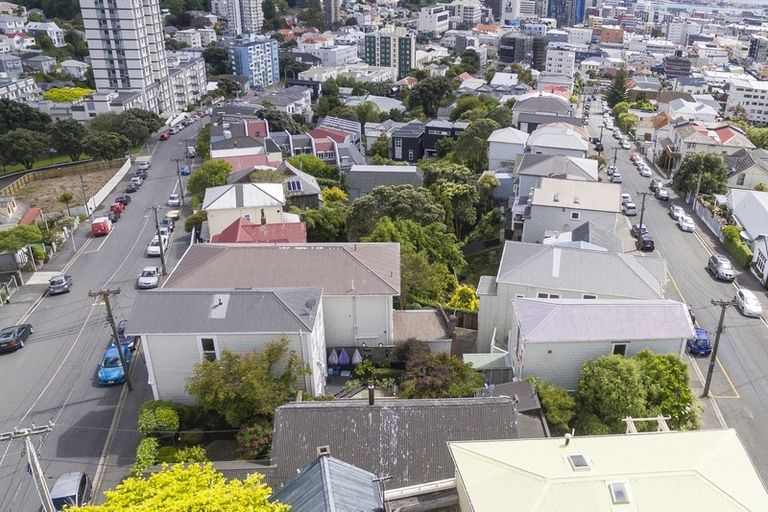 Photo of property in 66 Thompson Street, Mount Cook, Wellington, 6011