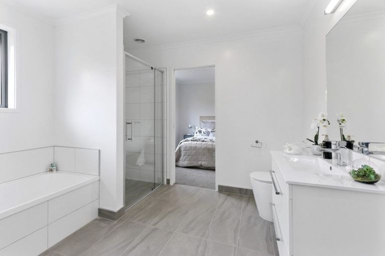 Photo of property in 128 Lisle Farm Drive, Pukekohe, 2120