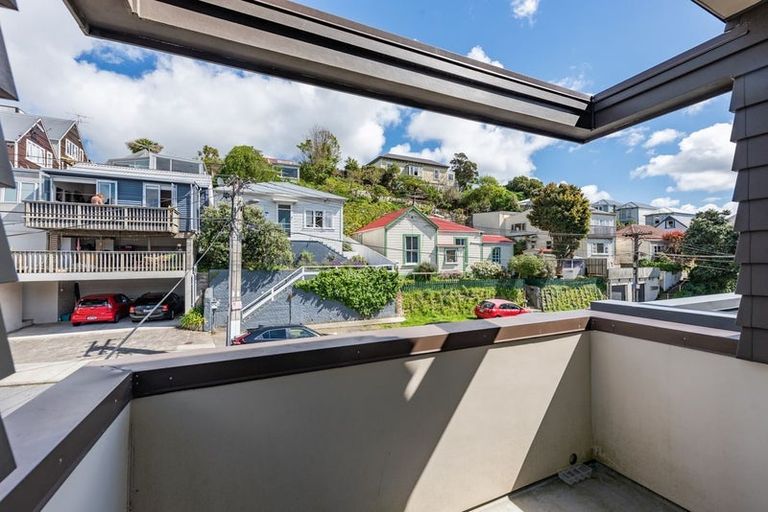 Photo of property in 11a Hanson Street, Mount Cook, Wellington, 6021
