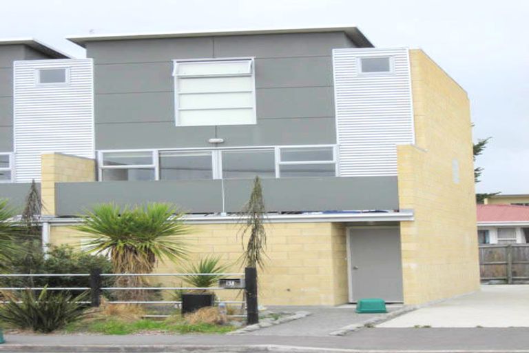 Photo of property in 138 Purchas Street, Edgeware, Christchurch, 8013