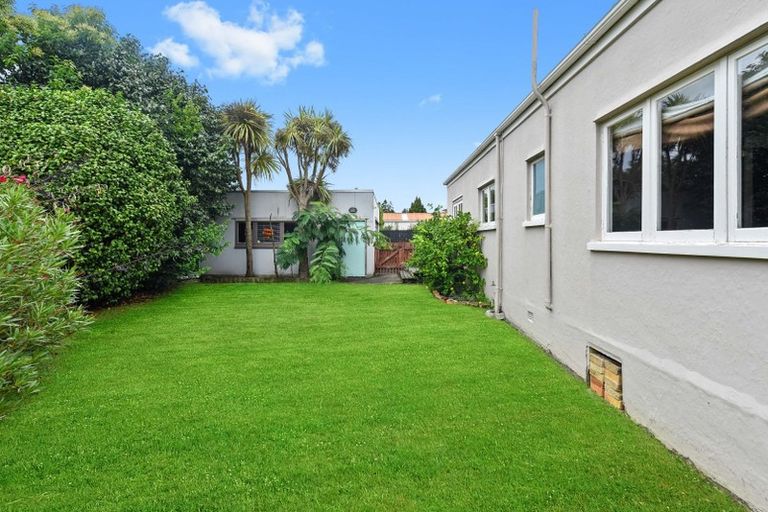 Photo of property in 24 Maeroa Road, Beerescourt, Hamilton, 3200