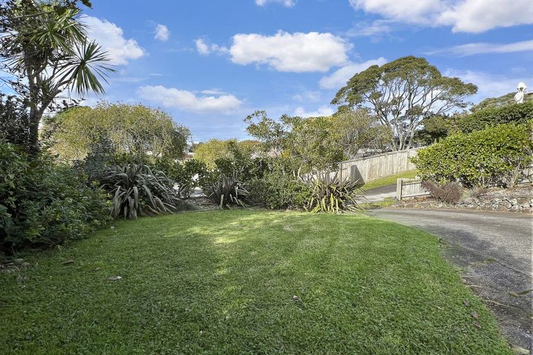 Photo of property in 32 Mason Street, New Lynn, Auckland, 0600
