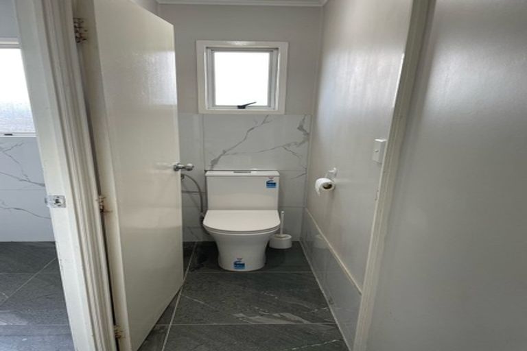 Photo of property in 137 Mahia Road, Wattle Downs, Auckland, 2103