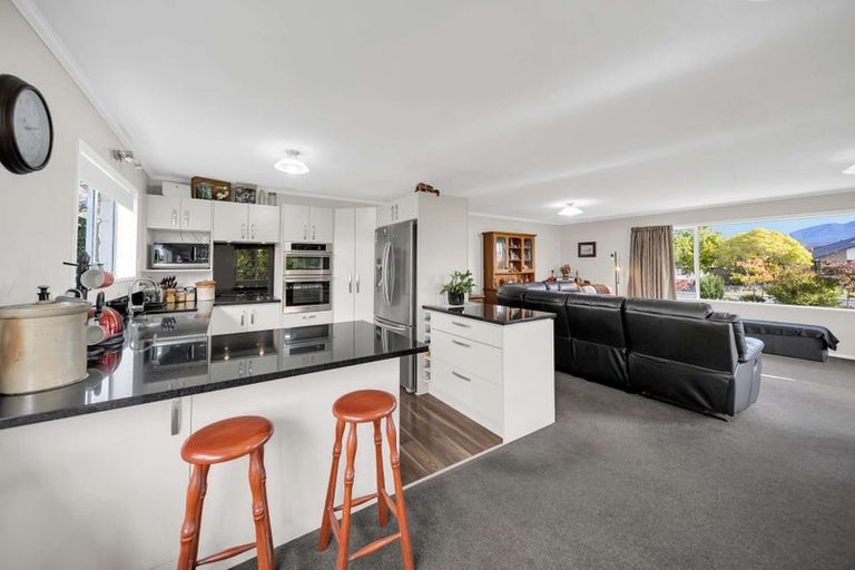 Photo of property in 11 Bowen Street, Te Anau, 9600
