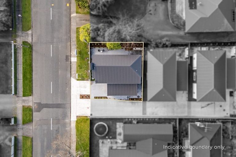 Photo of property in 70a Heretaunga Square, Silverstream, Upper Hutt, 5019