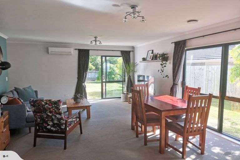 Photo of property in 5 Sun Valley Way, Wainuiomata, Lower Hutt, 5014