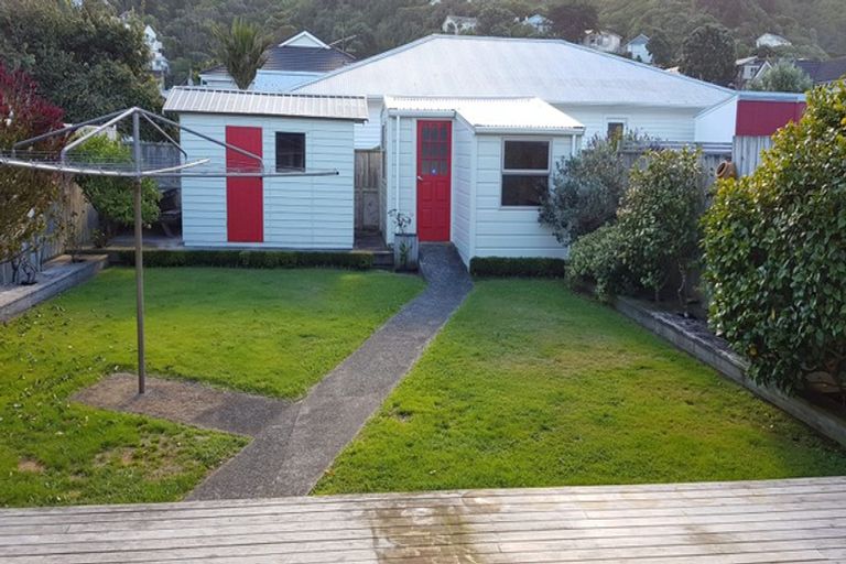 Photo of property in 288 The Parade, Island Bay, Wellington, 6023