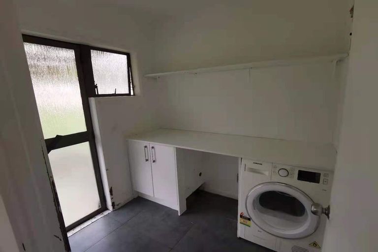 Photo of property in 38 Oaktree Avenue, Browns Bay, Auckland, 0630