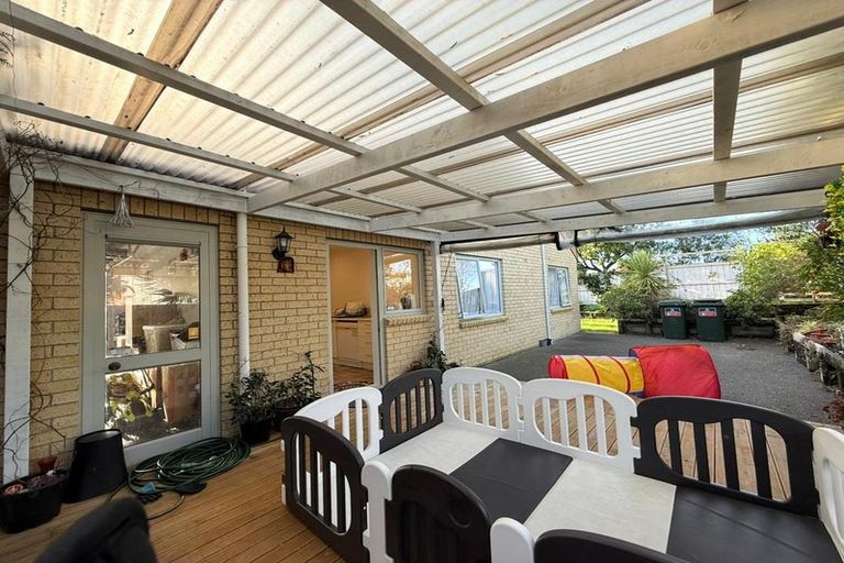 Photo of property in 3 Dunbarton Drive, Ranui, Auckland, 0612