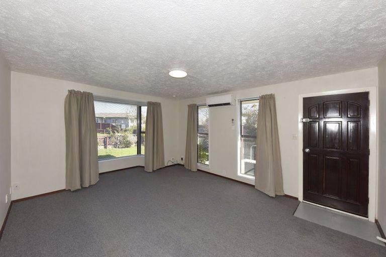 Photo of property in 1/9 Tahi Place, Belfast, Christchurch, 8051