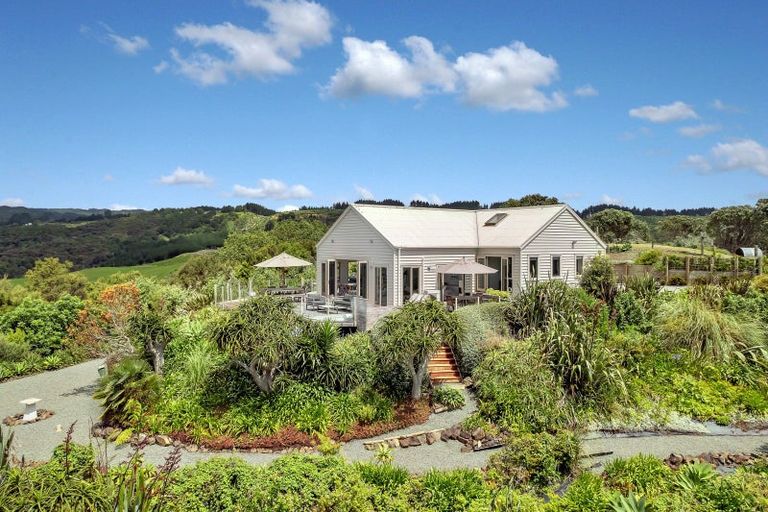 Photo of property in 435 Glenmohr Road, Waipu, 0582