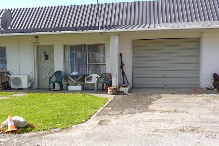 Photo of property in 12c Brougham Street, Westport, 7825