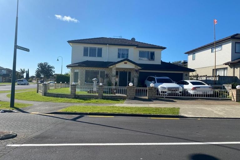 Photo of property in 135 Cyril French Drive, Flat Bush, Auckland, 2016