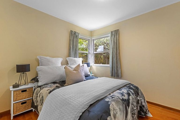 Photo of property in 20 Agincourt Street, Glenfield, Auckland, 0629