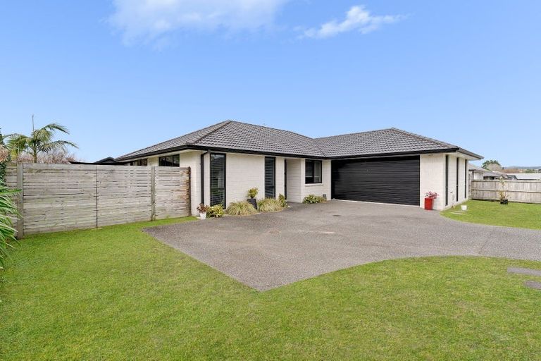 Photo of property in 30 Applin Lane, Pyes Pa, Tauranga, 3112