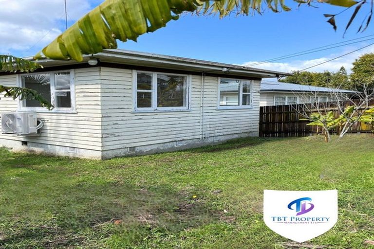 Photo of property in 2/291 Rangatira Road, Beach Haven, Auckland, 0626