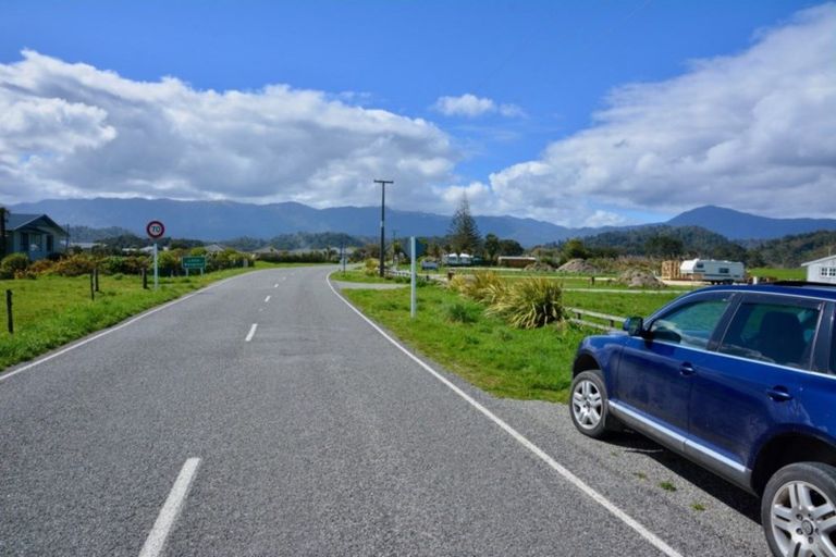 Photo of property in 3327 State Highway 6, Little Wanganui, Karamea, 7893