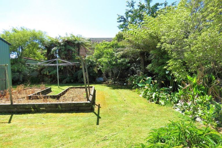 Photo of property in 43 Queen Street, Westport, 7825