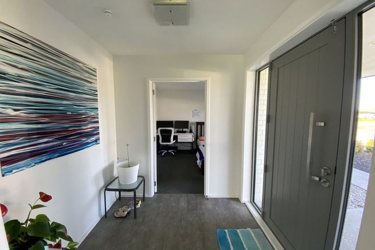 Photo of property in 2 Joy Place, Rolleston, 7614