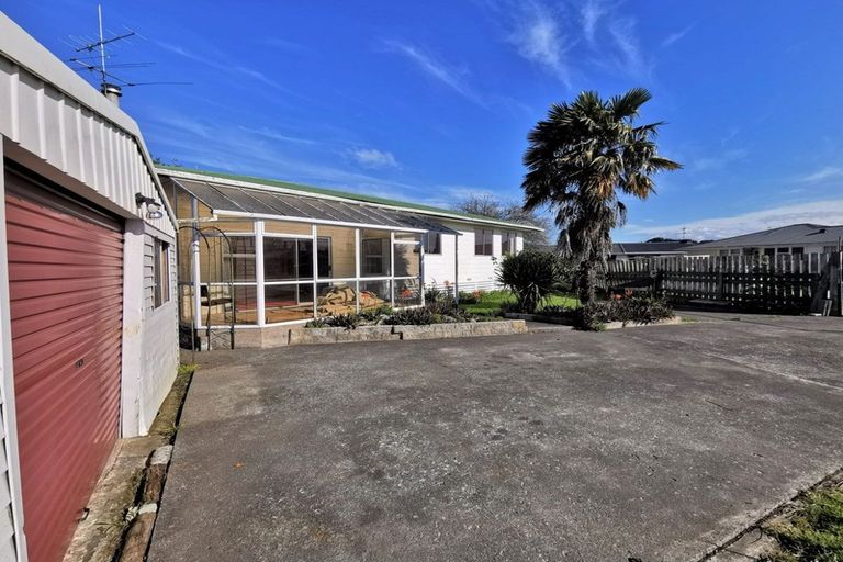 Photo of property in 12 Churchill Avenue, Wairoa, 4108