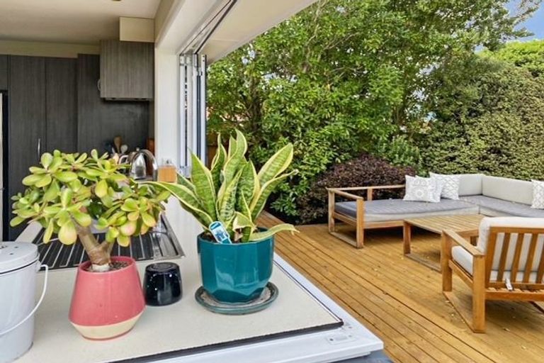 Photo of property in 30 Evesham Crescent, Spreydon, Christchurch, 8024