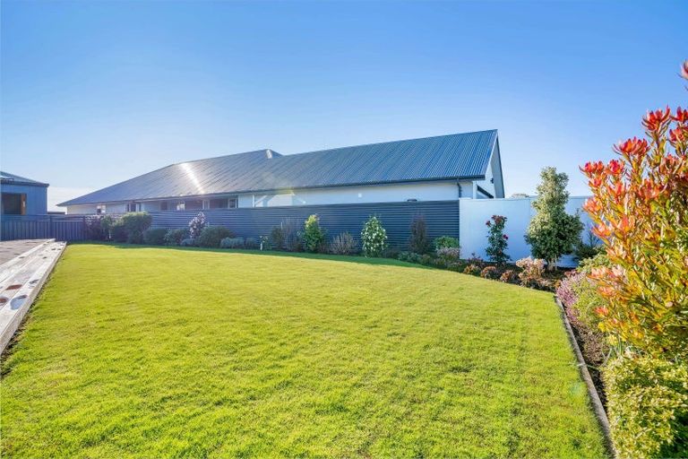 Photo of property in 60 Welsh Road, Winton, 9720