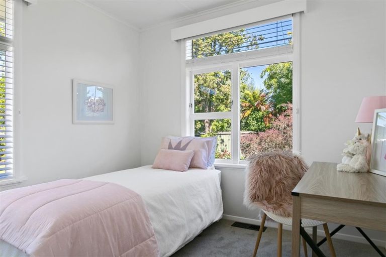 Photo of property in 1 Henry Hill Road, Taupo, 3330