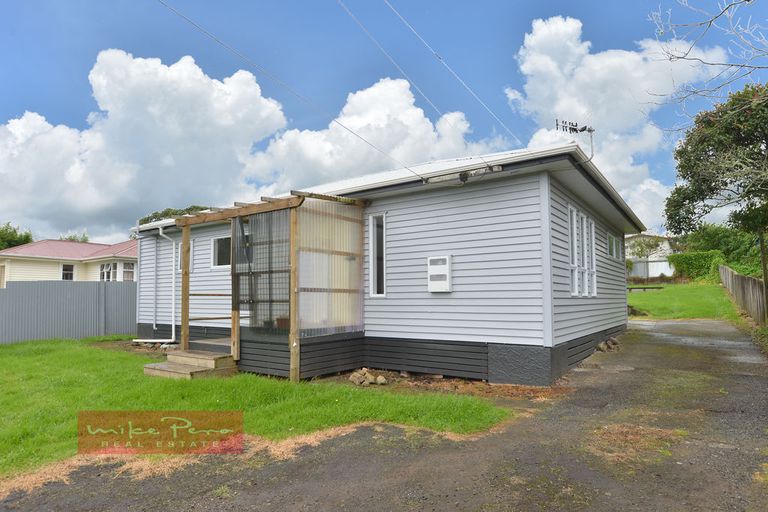 Photo of property in 7 Pukemiro Road, Te Kamo, Whangarei, 0112