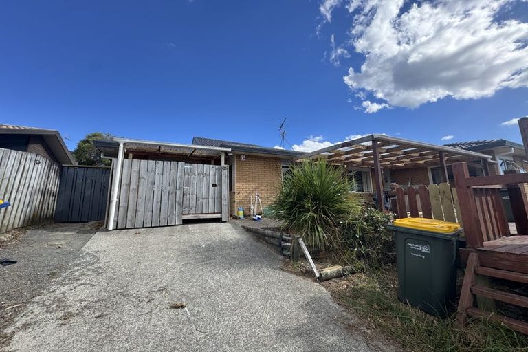 Photo of property in 86 Unsworth Drive, Unsworth Heights, Auckland, 0632