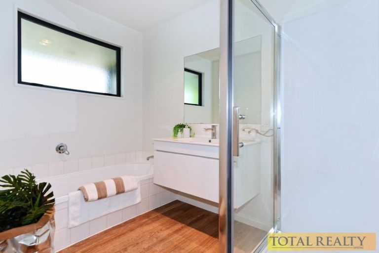 Photo of property in 6 Lady Nugent Lane, Halswell, Christchurch, 8025