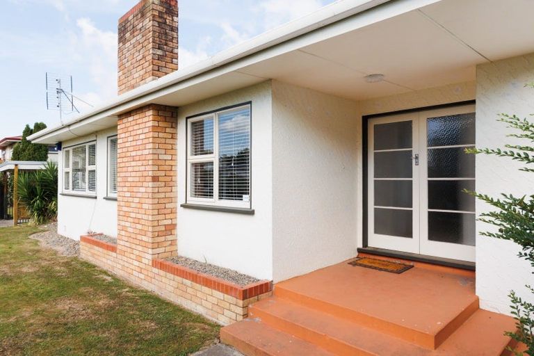 Photo of property in 5 Sheffield Street, Awapuni, Palmerston North, 4412