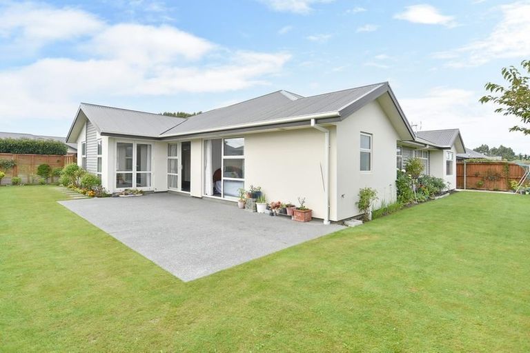Photo of property in 19 Peak Crescent, Kaiapoi, 7630