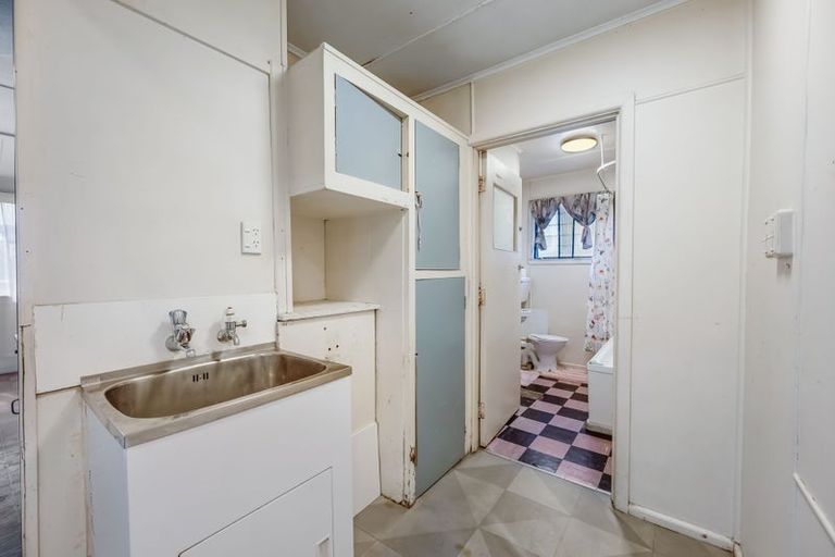 Photo of property in 315 Southampton Street East, Hastings, 4122