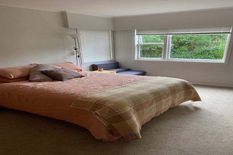 Photo of property in 31 Kaihuia Street, Northland, Wellington, 6012