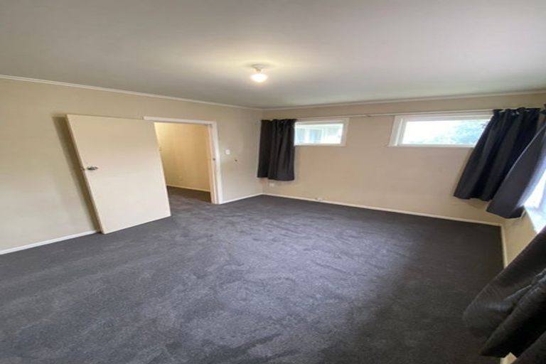 Photo of property in 71 Glendale Road, Glen Eden, Auckland, 0602