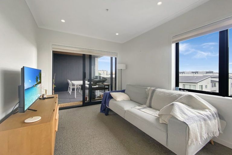 Photo of property in 33/194 Buckley Avenue, Hobsonville, Auckland, 0616