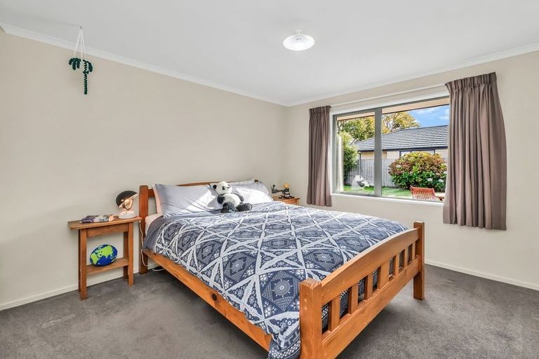 Photo of property in 16 Stanwood Grove, Darfield, 7510