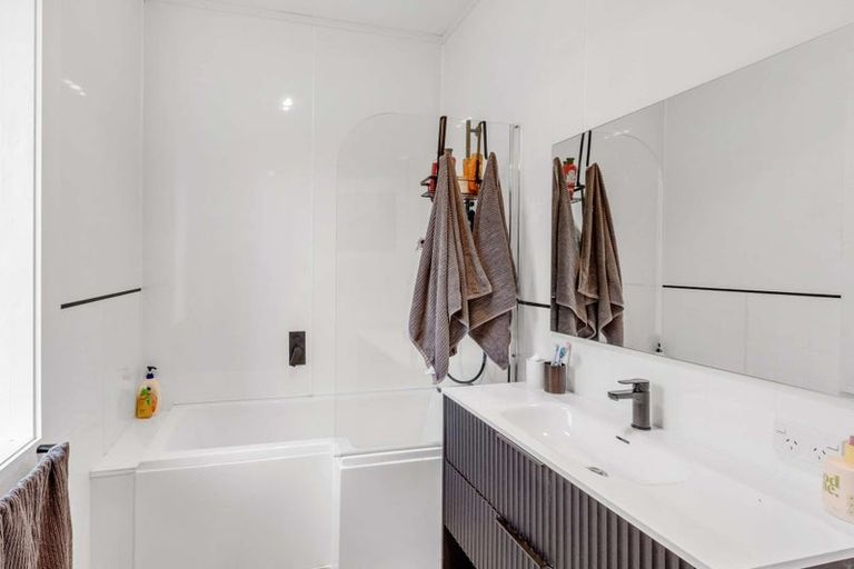 Photo of property in 121 Mcbain Road, Otama, Gore, 9773