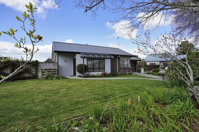 Photo of property in 8 Olwyn Green, Dinsdale, Hamilton, 3204