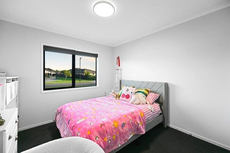 Photo of property in 18 Trauzer Place, Flagstaff, Hamilton, 3210