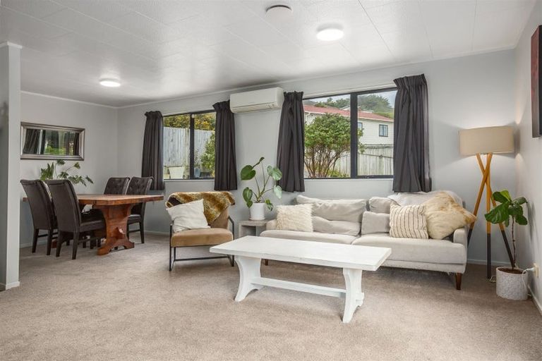 Photo of property in 21a Rose Street, Ranui, Porirua, 5024