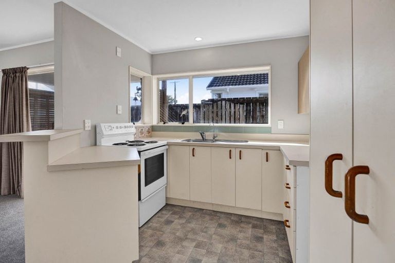 Photo of property in 2/59 Wallath Road, Westown, New Plymouth, 4310