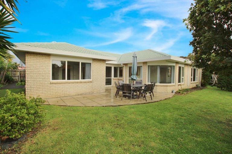 Photo of property in 9 Judd Place, Orewa, 0931