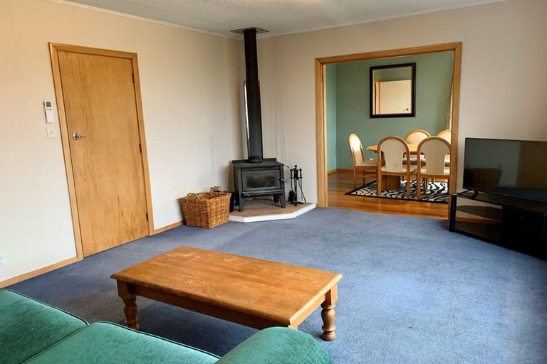 Photo of property in 129 Broderick Road, Johnsonville, Wellington, 6037