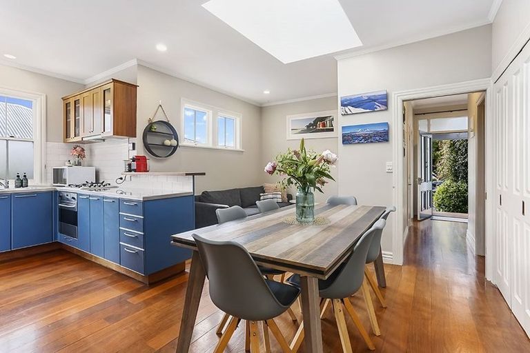 Photo of property in 4/2 Georgia Terrace, Albany, Auckland, 0632