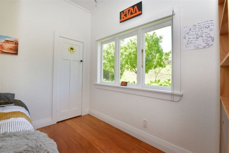 Photo of property in 1238 Peak Road, Helensville, 0875