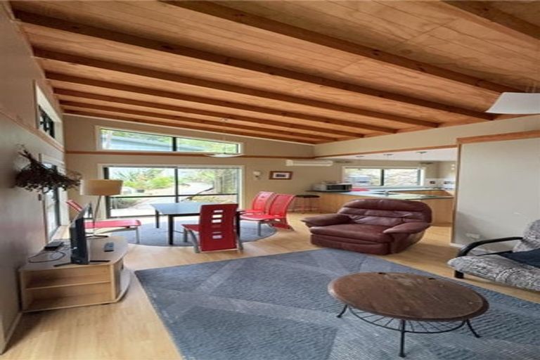Photo of property in 167 Owhiwa Road, Parua Bay, Onerahi, 0192